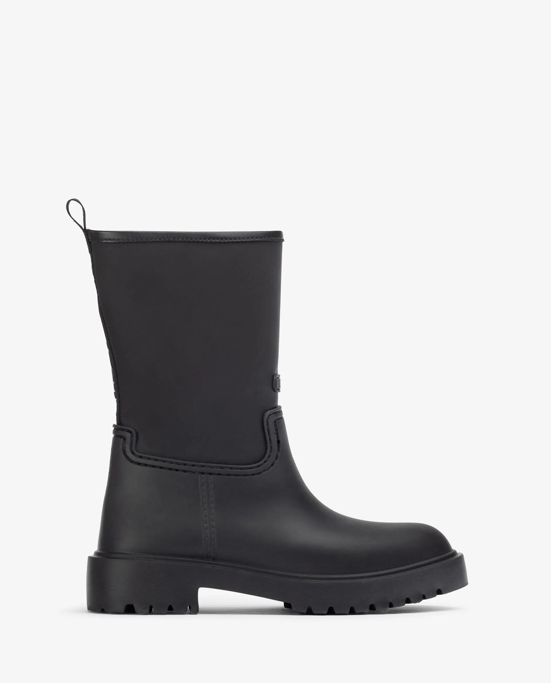 Black online rubber boot